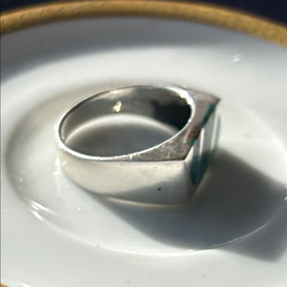 Vintage Turquoise Inlay Sterling Silver Ring - Picture 7 of 11